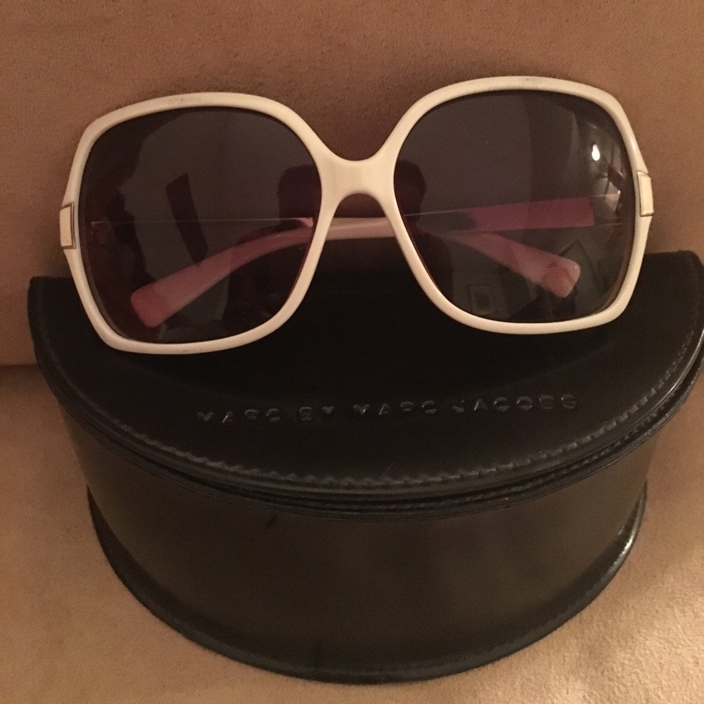 Marc by Marc Jacobs Off White Sunglasses